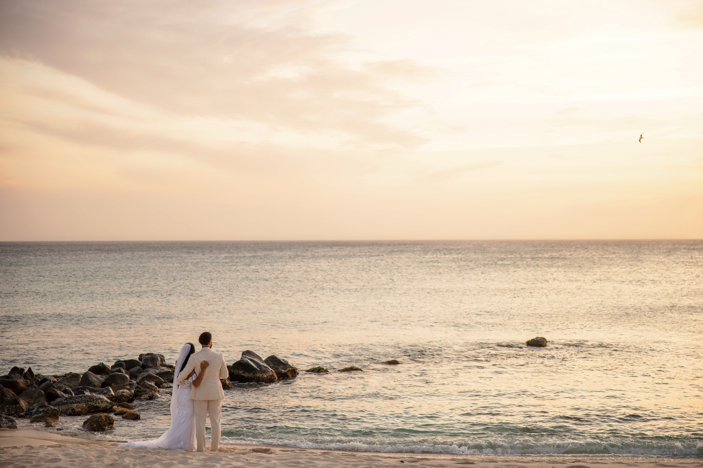 elopement photos in aruba